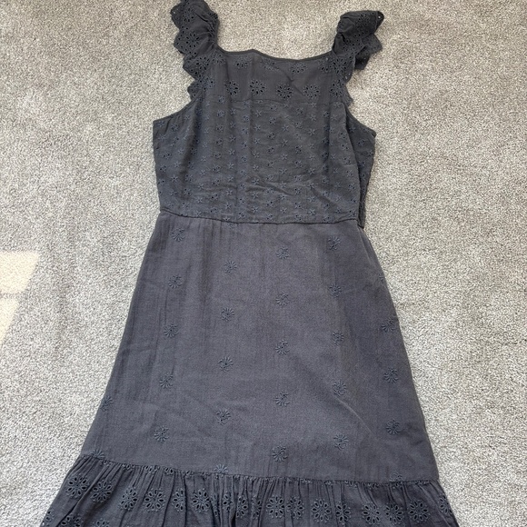 LOFT Dresses & Skirts - Loft eyelet midi dress size 2 petite